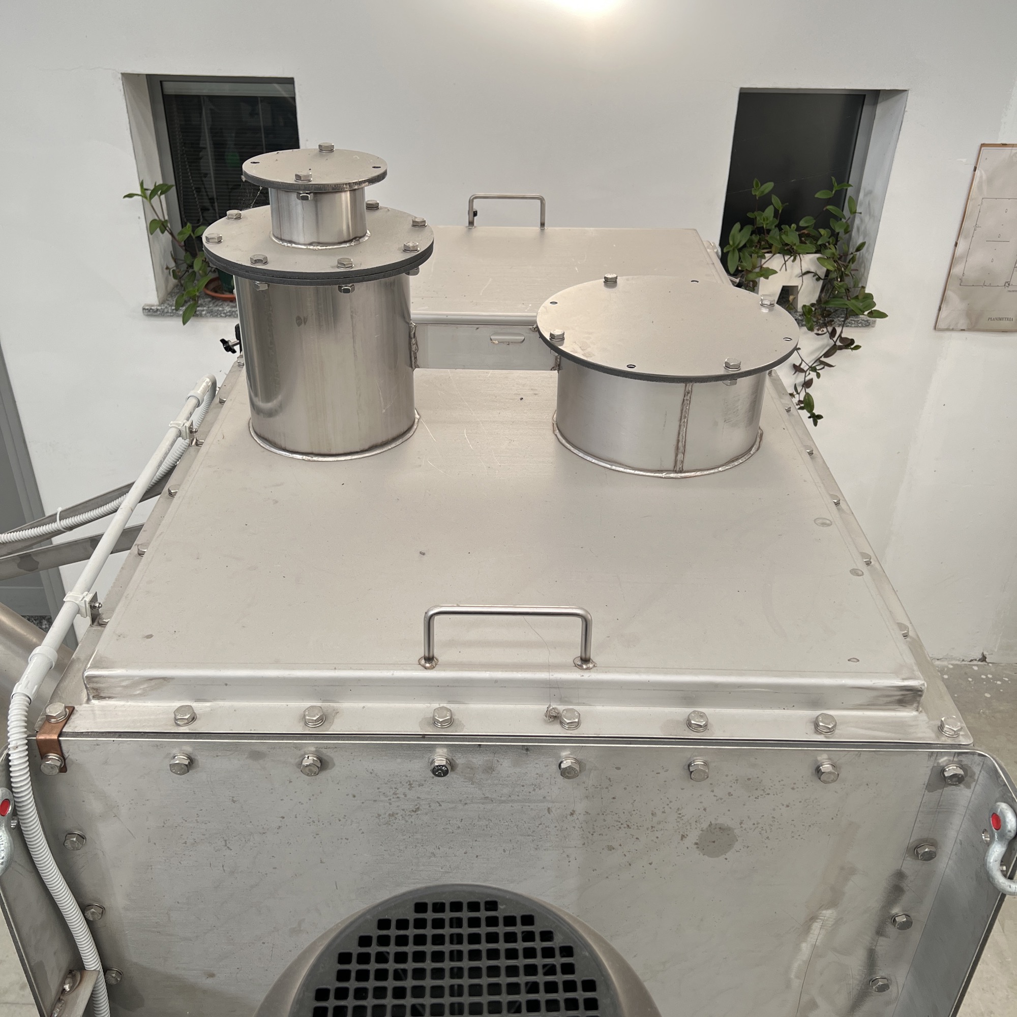 Miscelatore per polveri COPRINOX da 1000 Litri completo di quadro e coclea di scarico