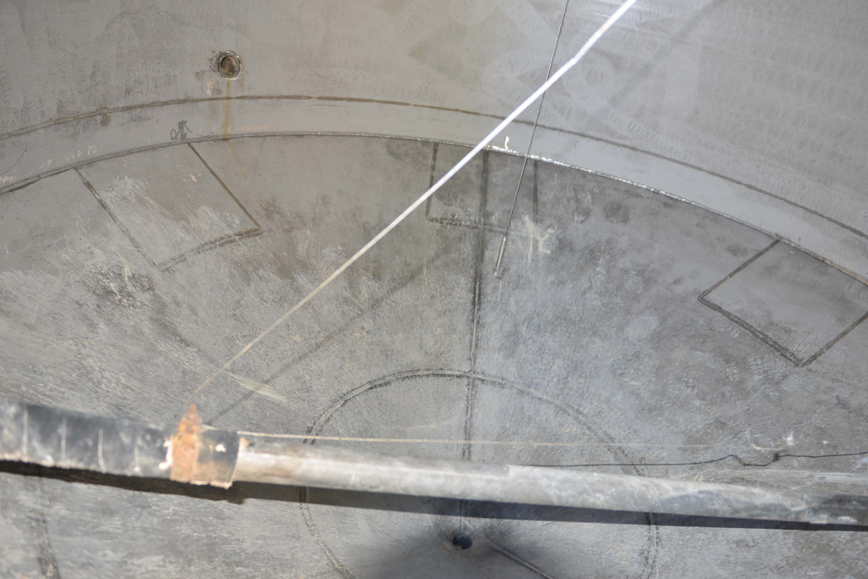 Usato Serbatoio verticale 53 m3 in acciaio inox AISI304, agitatore laterale