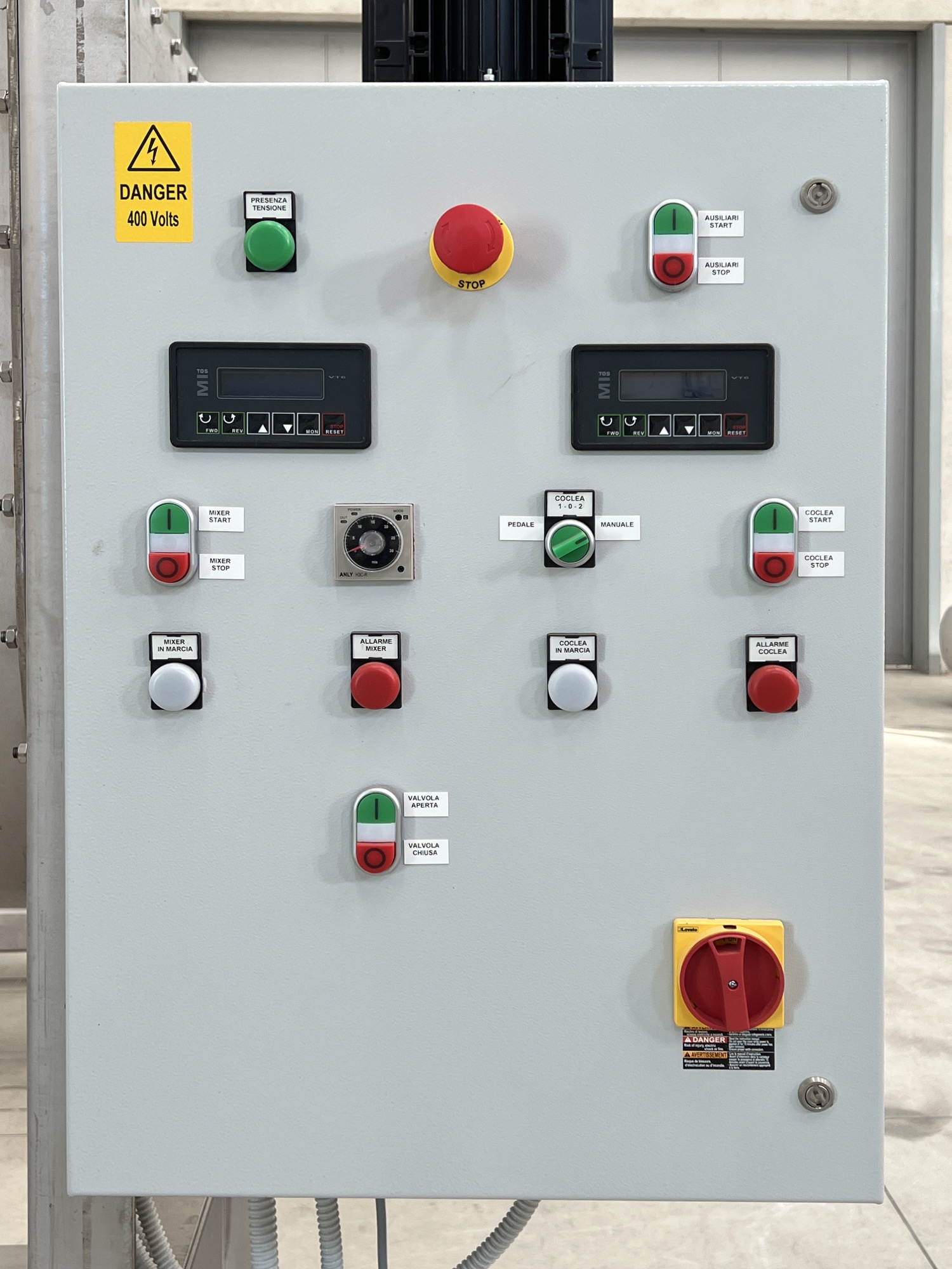 Miscelatore per polveri COPRINOX da 1000 Litri completo di quadro e coclea di scarico