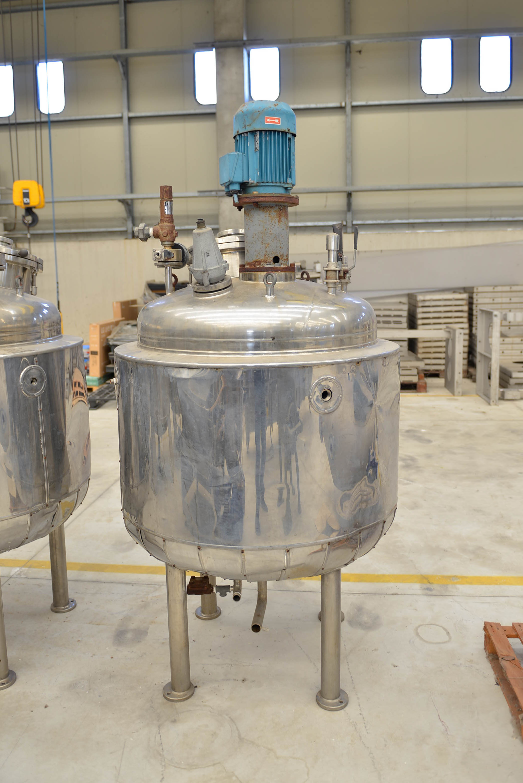 Usato Recipiente agitato da 700 litri con camicia