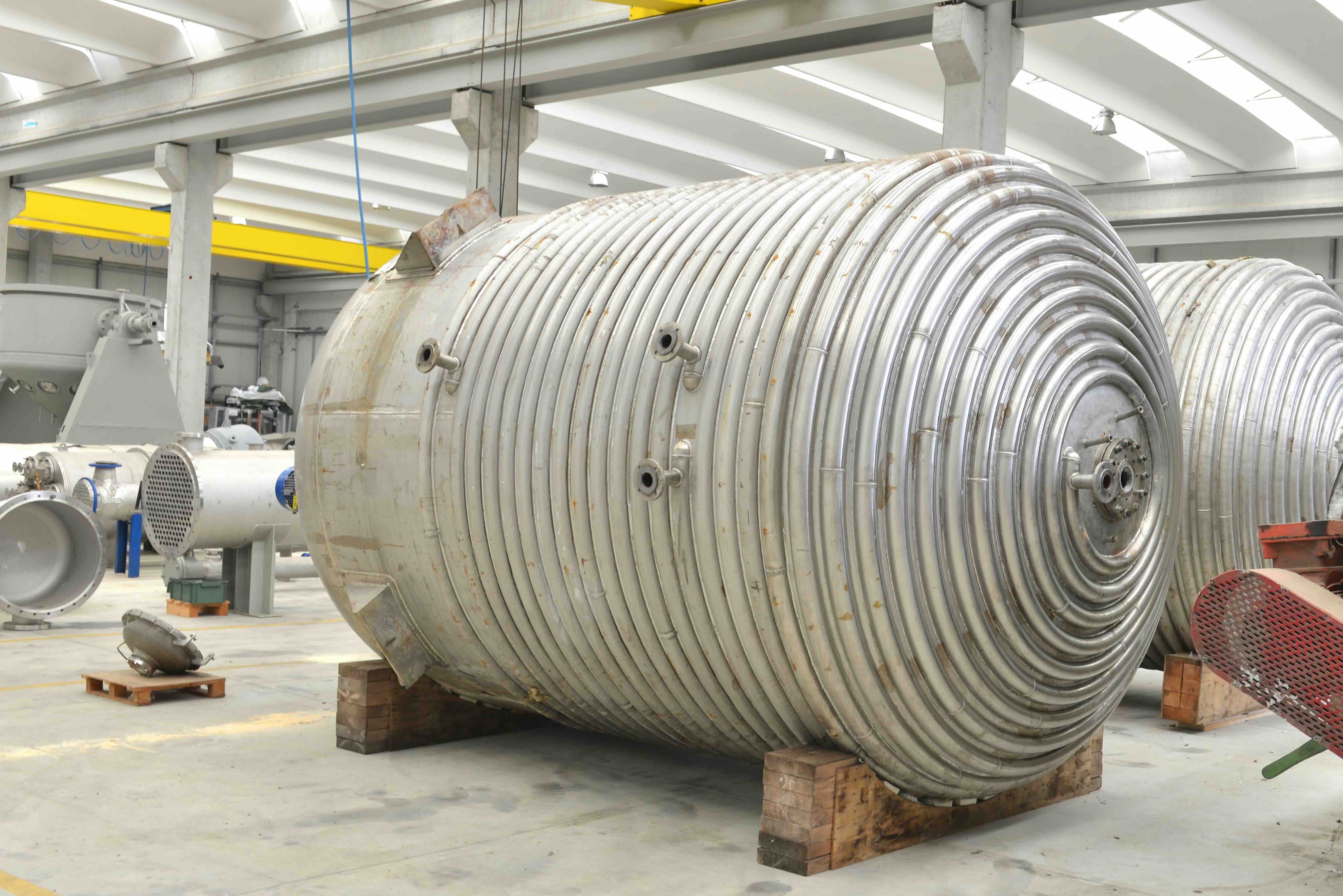 Usato Reattore INOX TECNICA da 24.500 litri con semitubo esterno