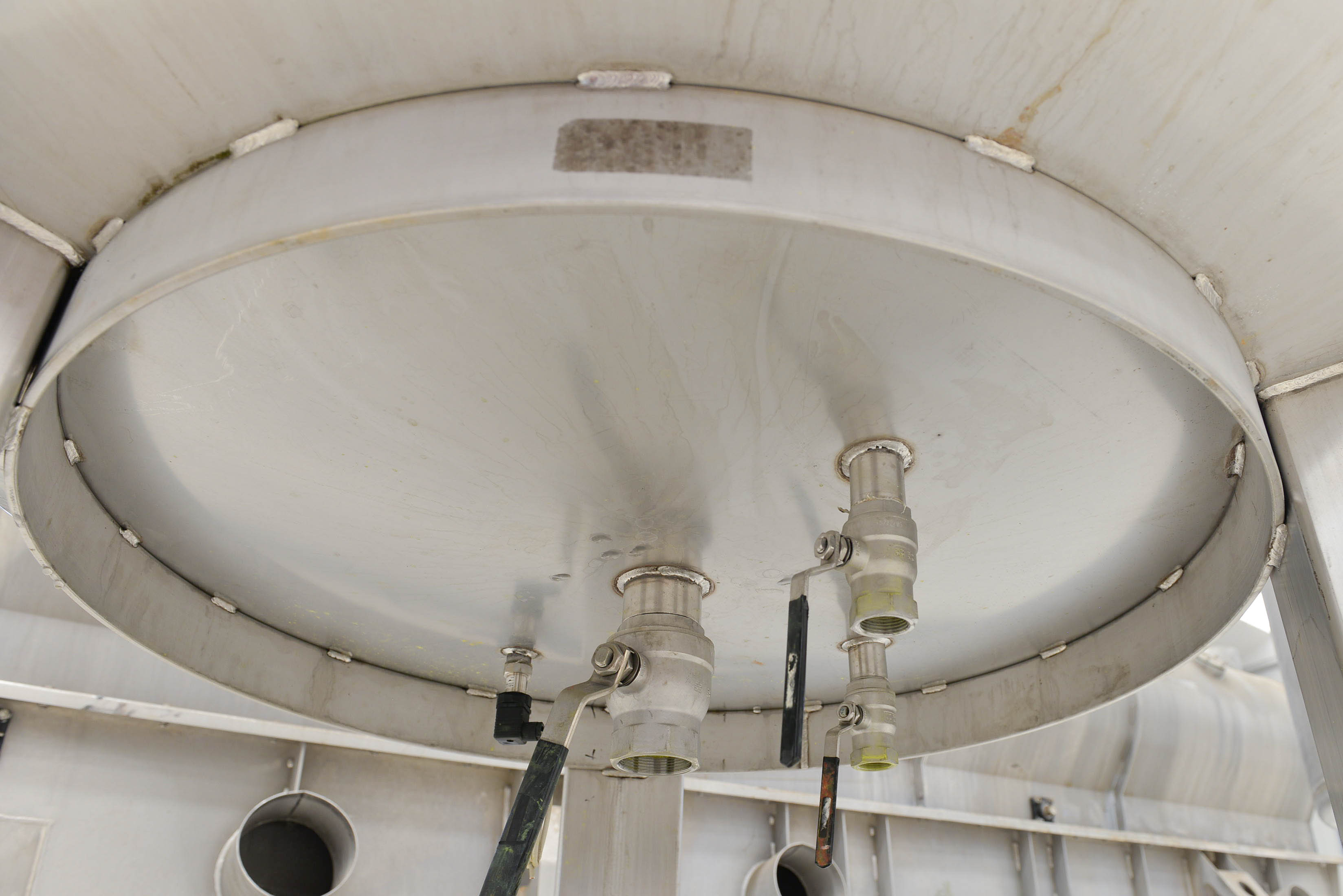 Usato Recipiente agitato da 1400 litri