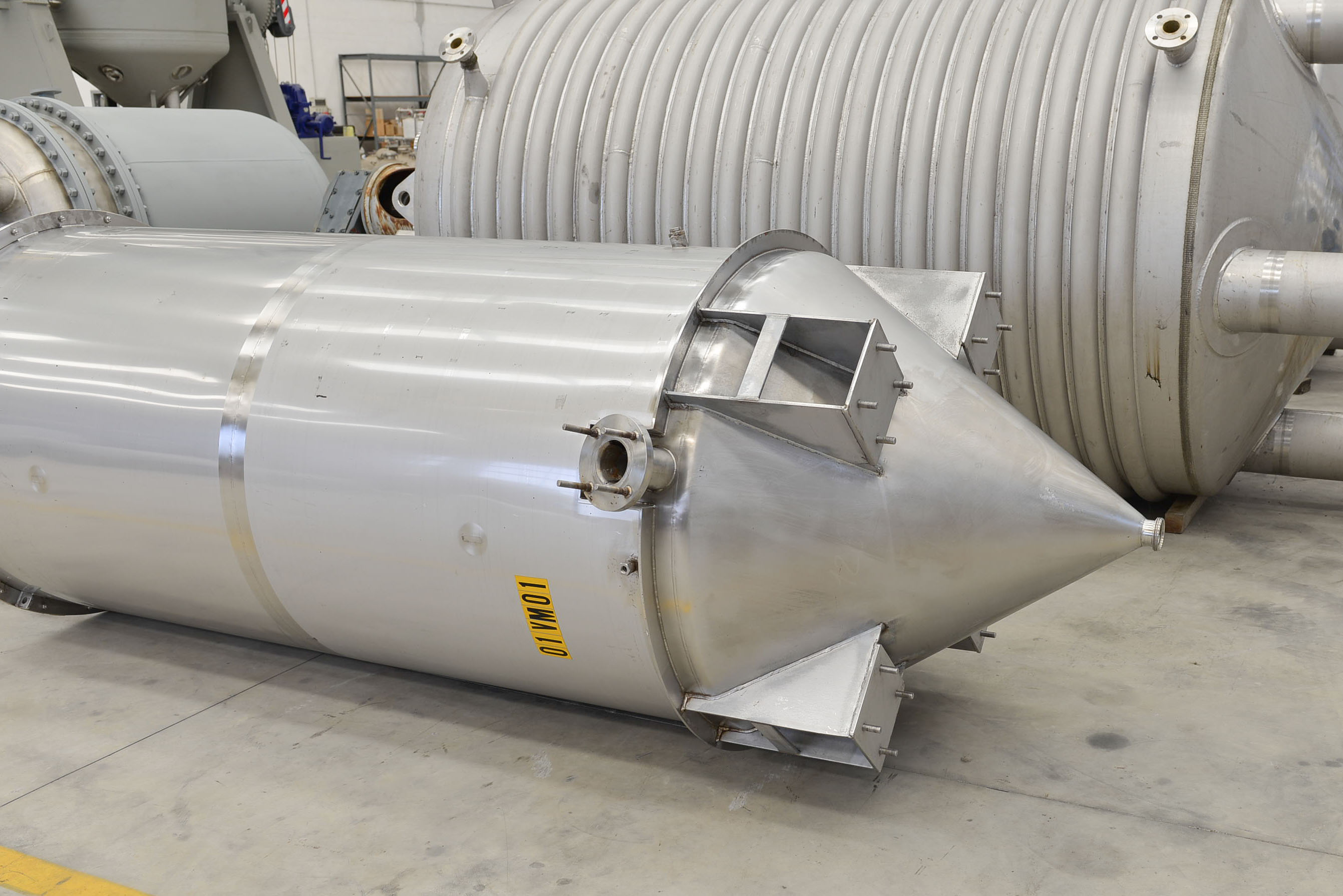 Usato Recipiente agitato da 3.000 litri a fondo conico