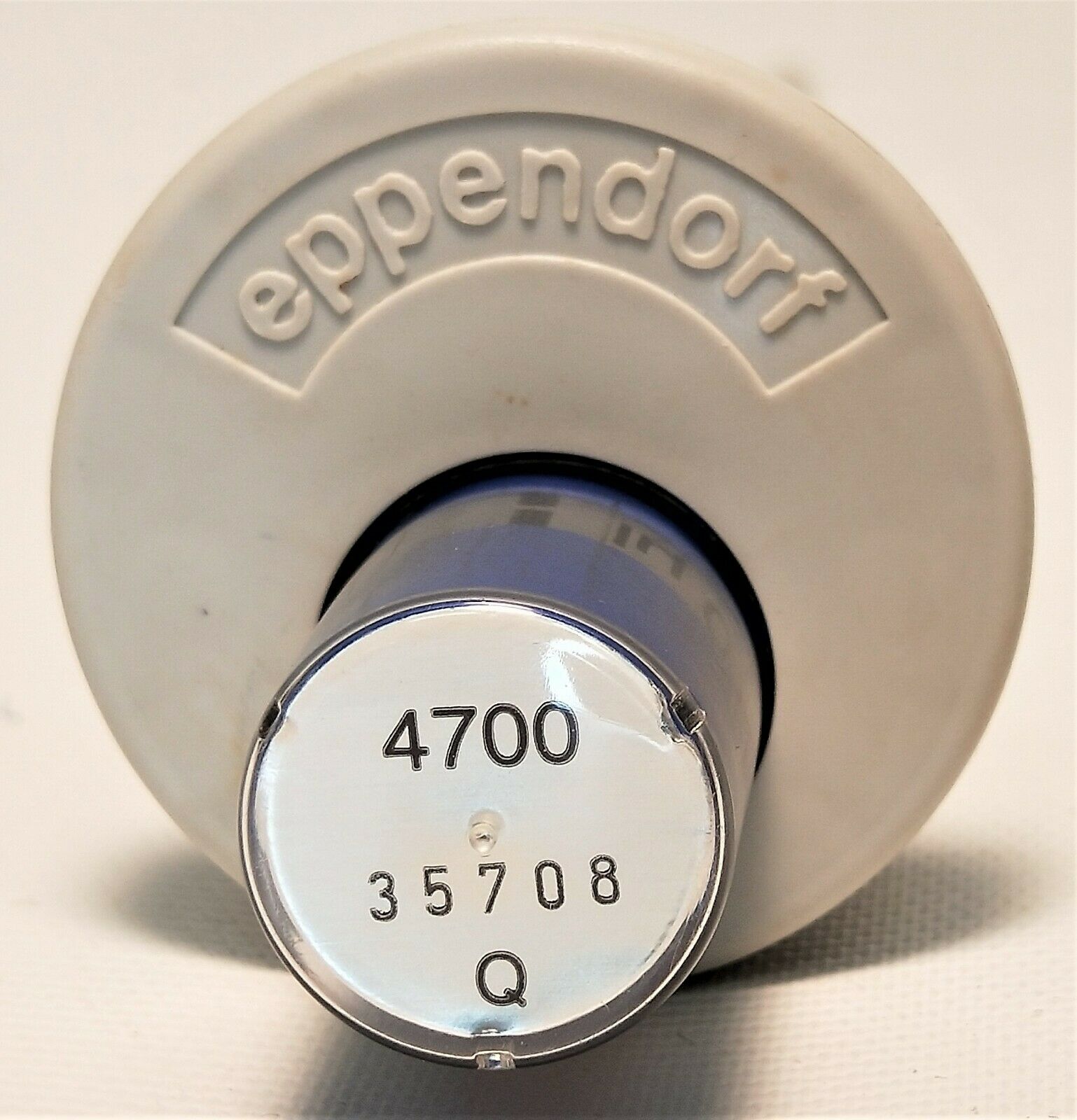 Used Eppendorf Comforpette 4700 Pipettor - 100µL / 200µL / 250µL