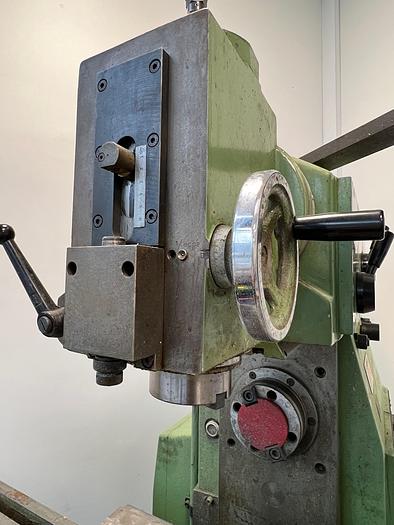 Used BRUGT UNIVERSALFRÆSER FABRIKAT PEDERSEN, MODEL VPU 201