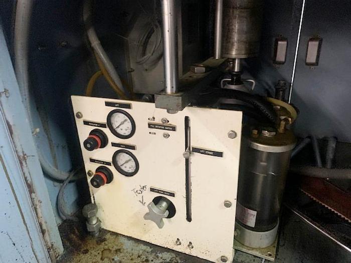 Used All-Fill B-400 SINGLE HEAD FILLER WITH S/S CONVEYOR