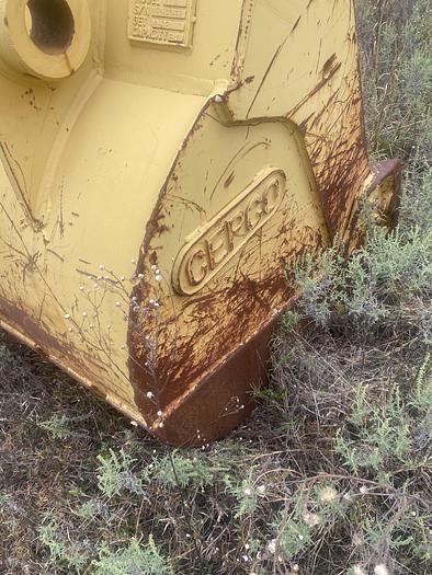 Used Carepillar 980 buckets