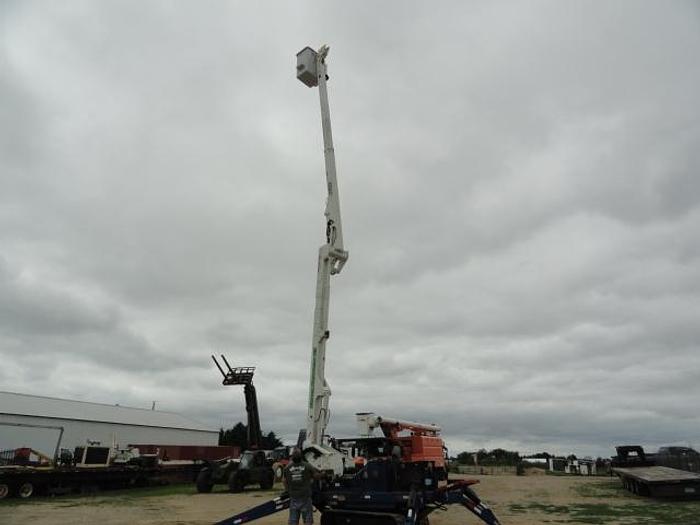 Used 2014 skylift/ versalift SUPER ARBORIST 53/VST521