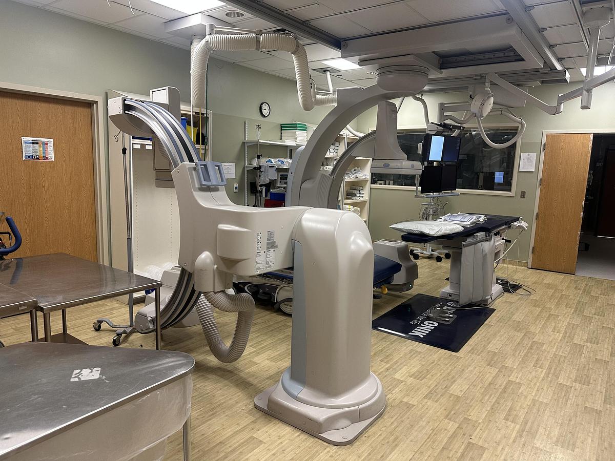 Used Toshiba Infinix Bi-Plane manufactured 1/2011