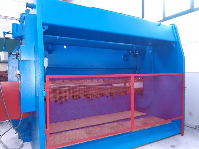 Usato PIEGATRICE GASPARINI IDRAULICA 4000X250 TON