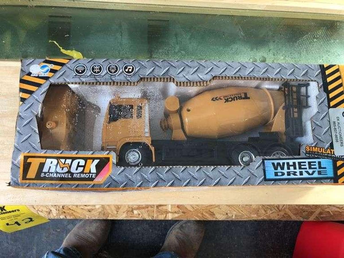 Used DAY 2 - 2025 END OF YEAR EQUIPMENT ONLINE ONLY AUCTION