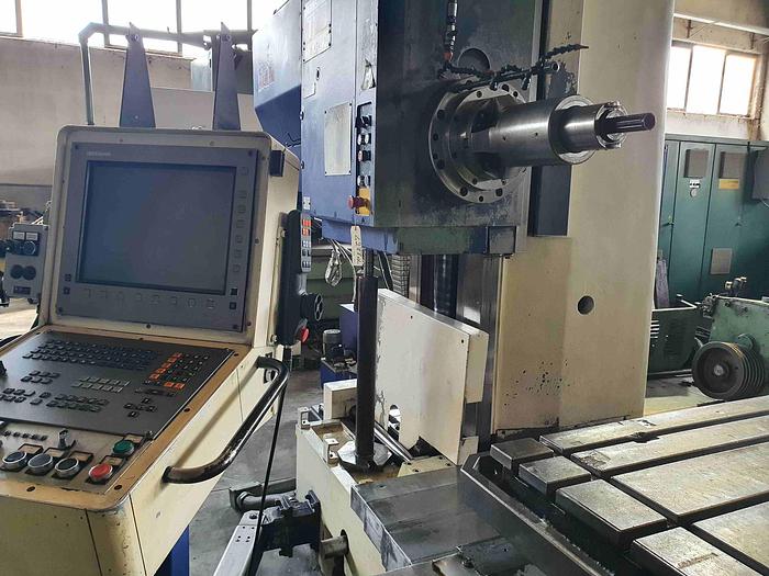 Usato ALESATRICE A TAVOLA TOS WH 10 CNC
