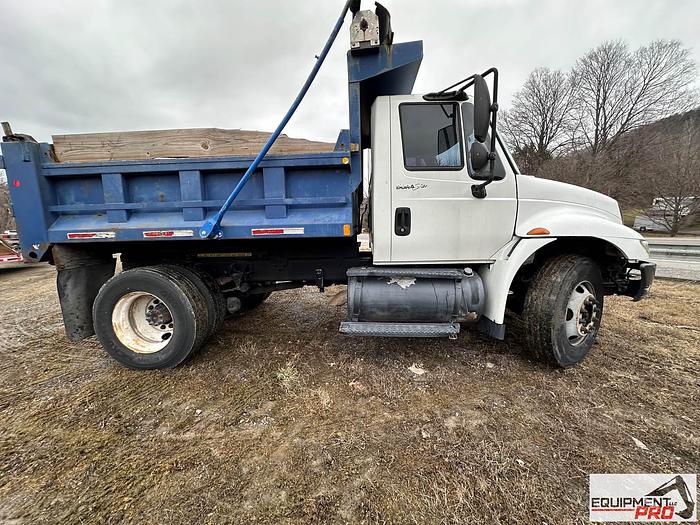 Used 2012 International DuraStar 4300 Dump Truck - Godwin Dump Body