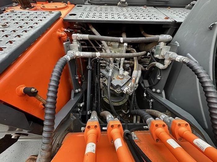 Used 2016 DOOSAN DX180 LC-5