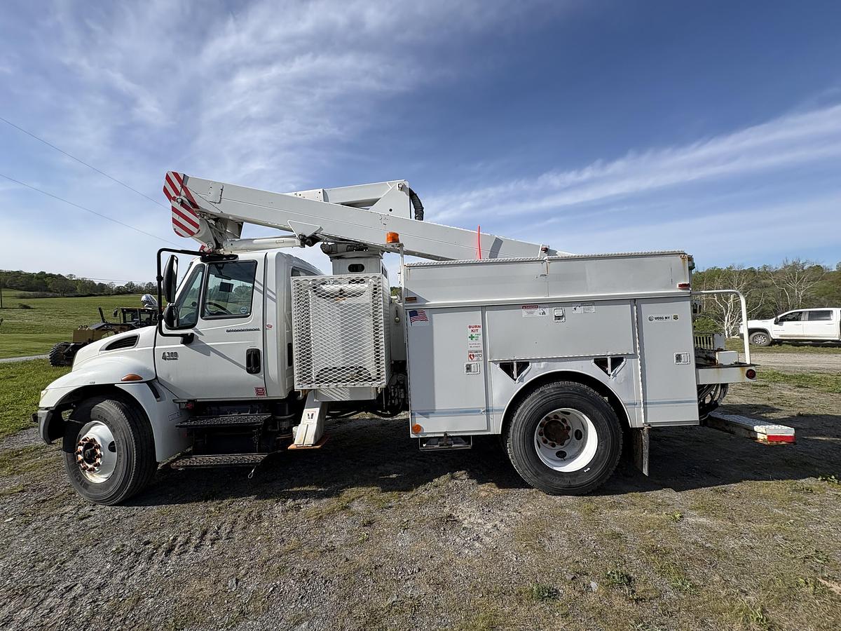 Used 2004 International 4400