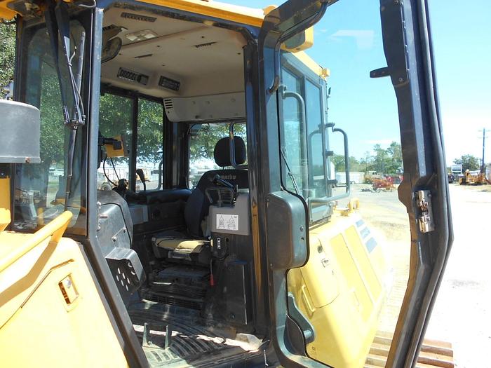 Used 2015 KOMATSU D61PX-24