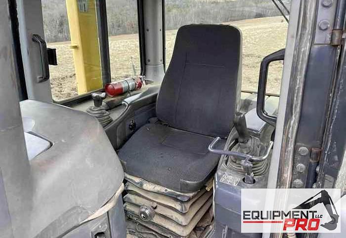 Used 2005 Komatsu D41P Dozer