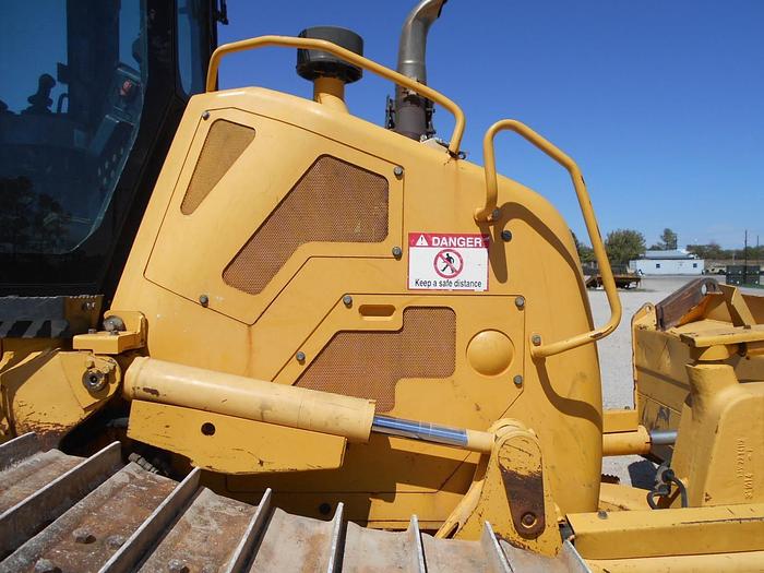 Used 2015 KOMATSU D61PX-24