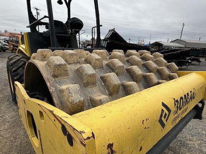 Used 2017 BOMAG BW211PD-5