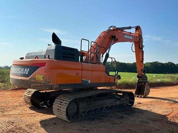 Used 2017 DOOSAN DX350 LC-5