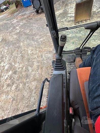 Used 2016 DOOSAN DX180 LC-5