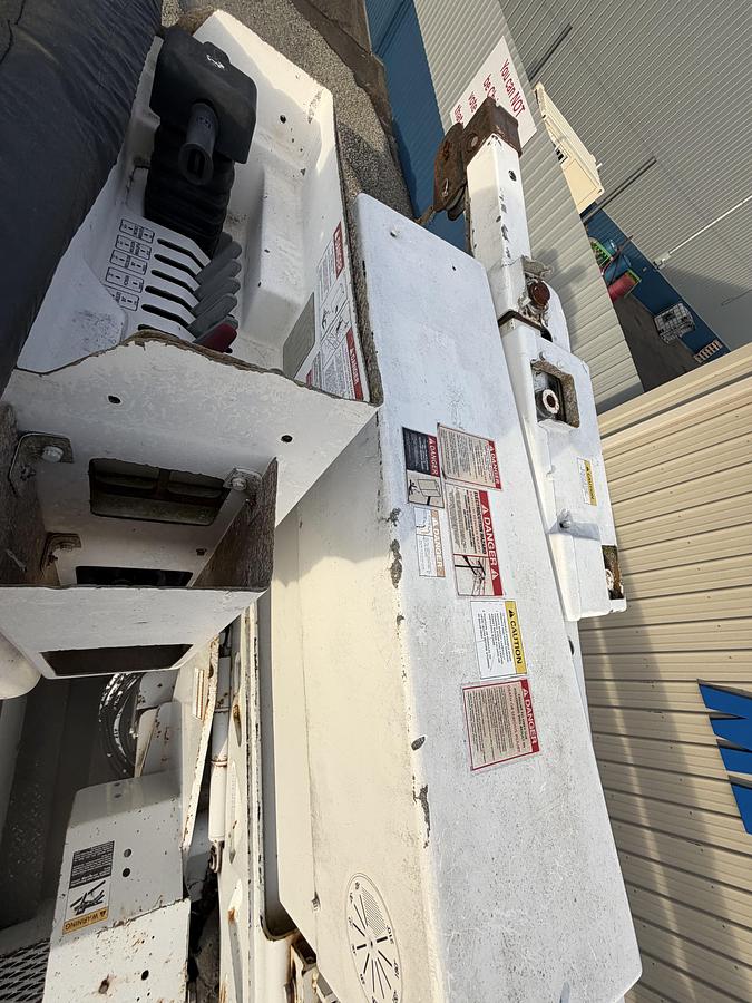 Used 2012 Ford F750 Bucket Truck