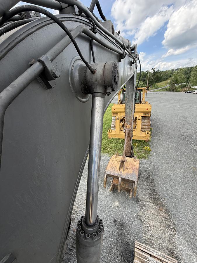 Used 2007 Volvo EC140BLC Excavator