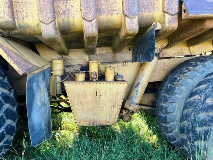 Used 1981 CATERPILLAR 773B