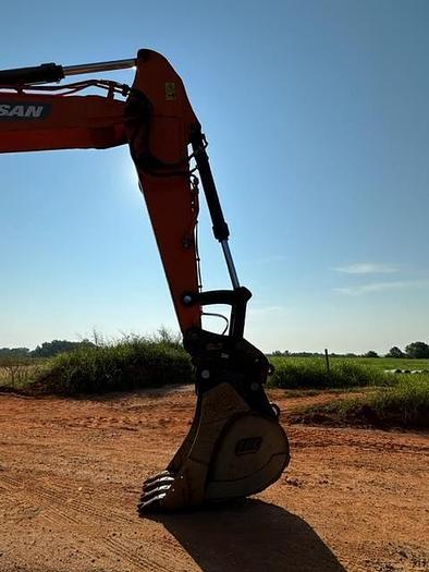 Used 2017 DOOSAN DX350 LC-5