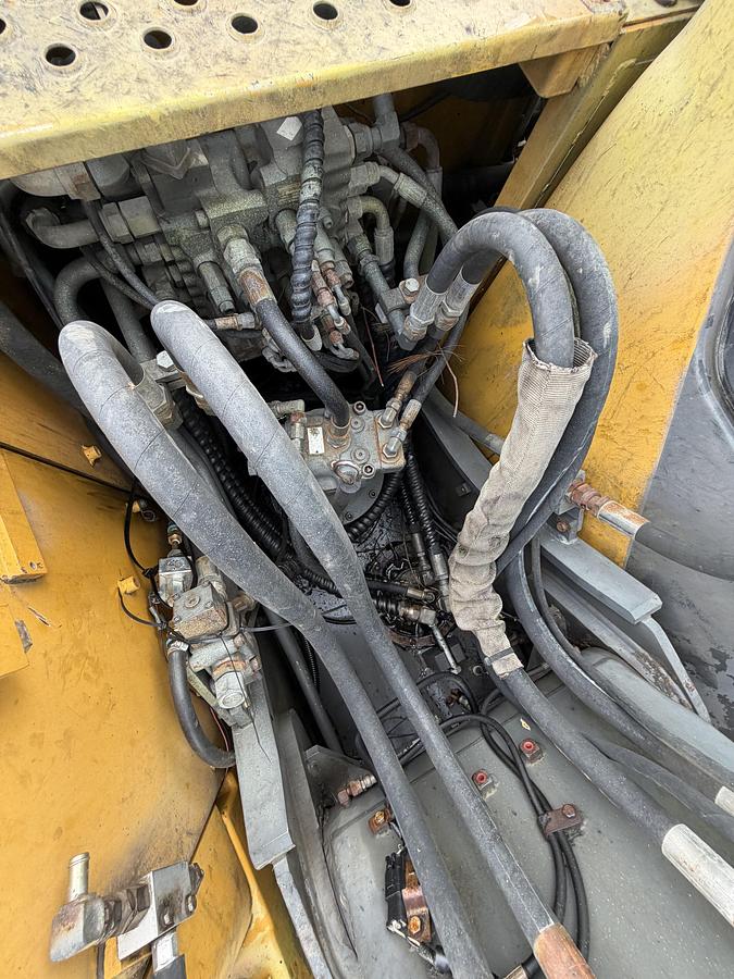 Used 2007 Volvo EC140BLC Excavator