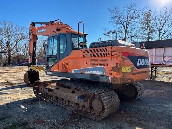 Used 2017 DOOSAN DX225 LC-5