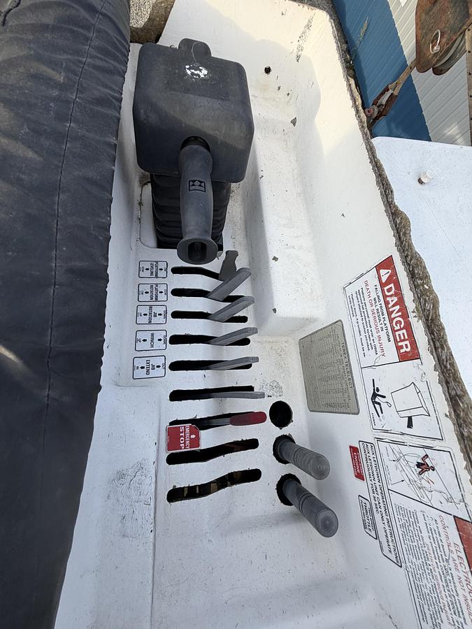 Used 2012 Ford F750 Bucket Truck
