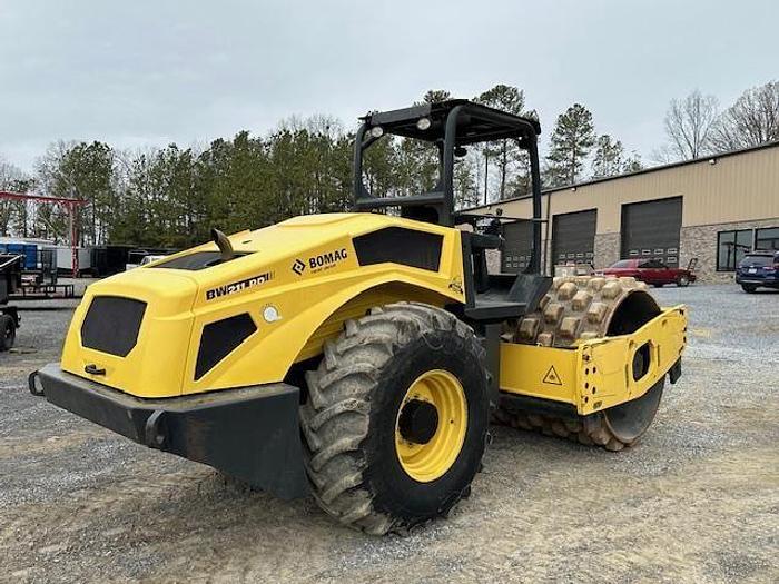 Used 2017 BOMAG BW211PD-5