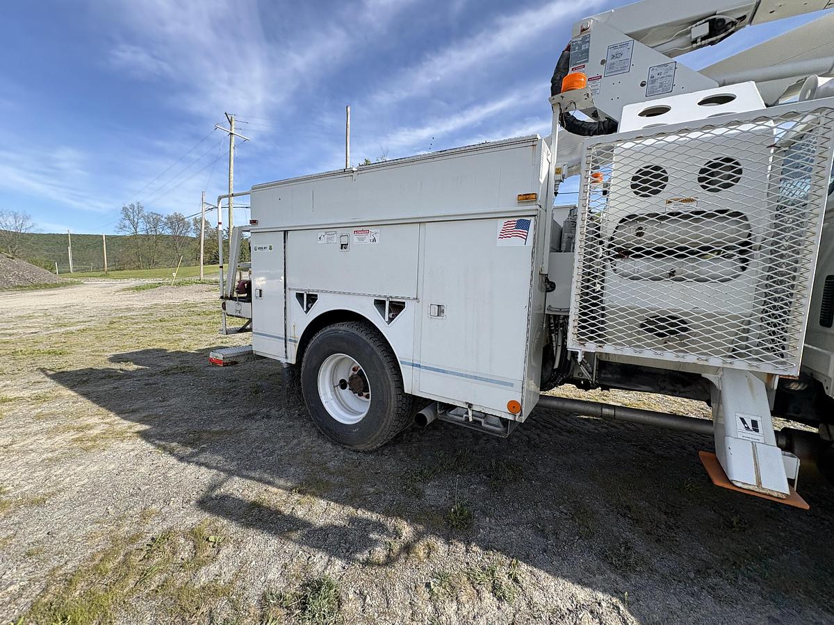 Used 2004 International 4400