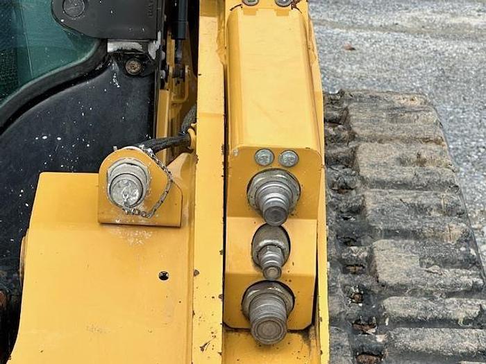 Used 2018 CATERPILLAR 299D2