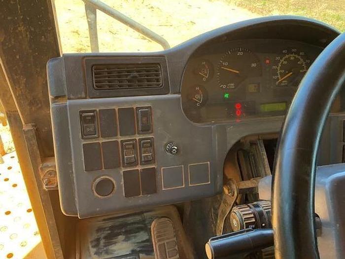 Used 2006 KOMATSU HD465-7