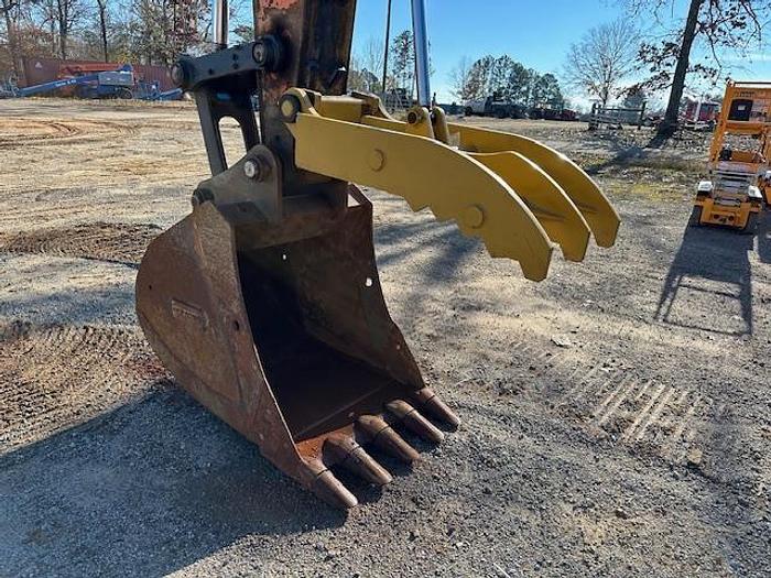 Used 2017 DOOSAN DX225 LC-5