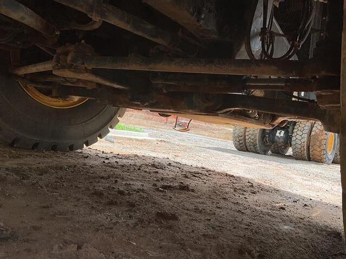 Used 2007 KOMATSU HD465-7