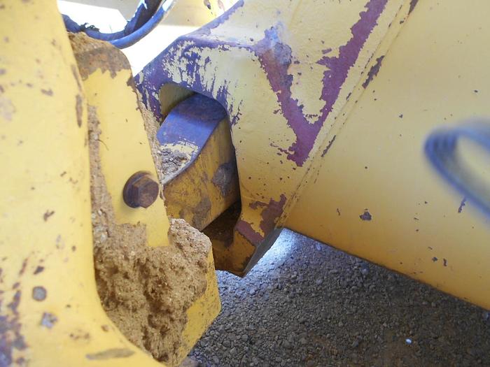 Used 2015 KOMATSU D61PX-24