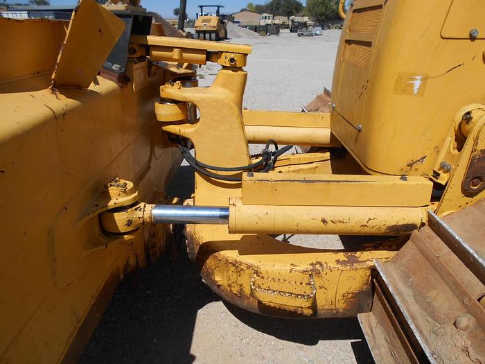 Used 2015 KOMATSU D61PX-24