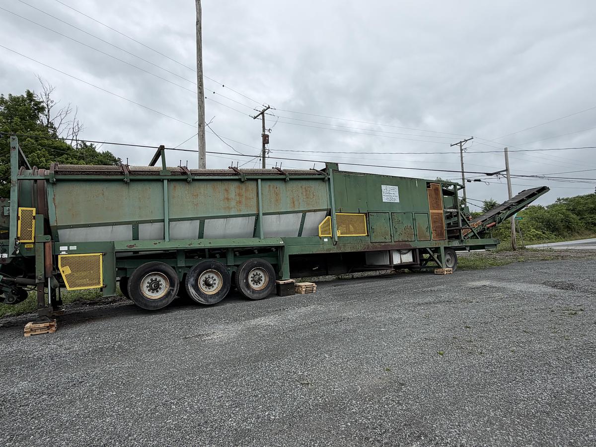 Used 2001 McCloskey 728RE