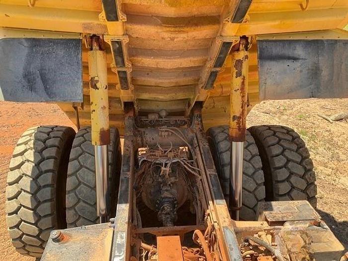 Used 2006 KOMATSU HD465-7