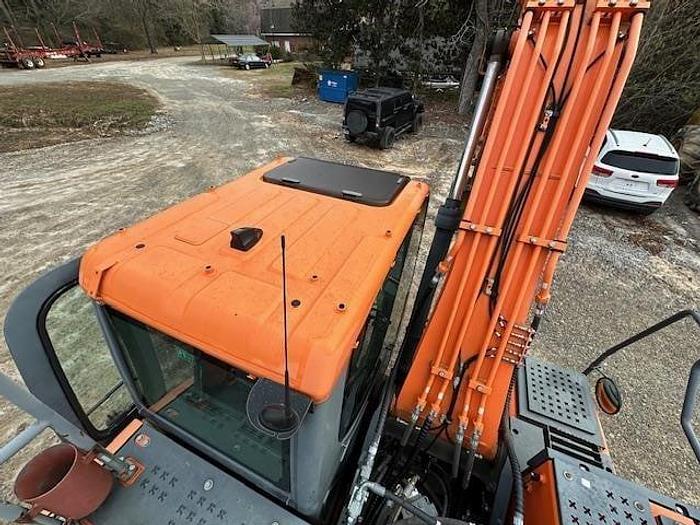 Used 2016 DOOSAN DX180 LC-5