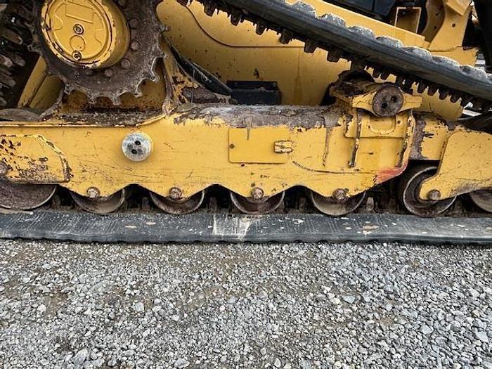 Used 2018 CATERPILLAR 299D2