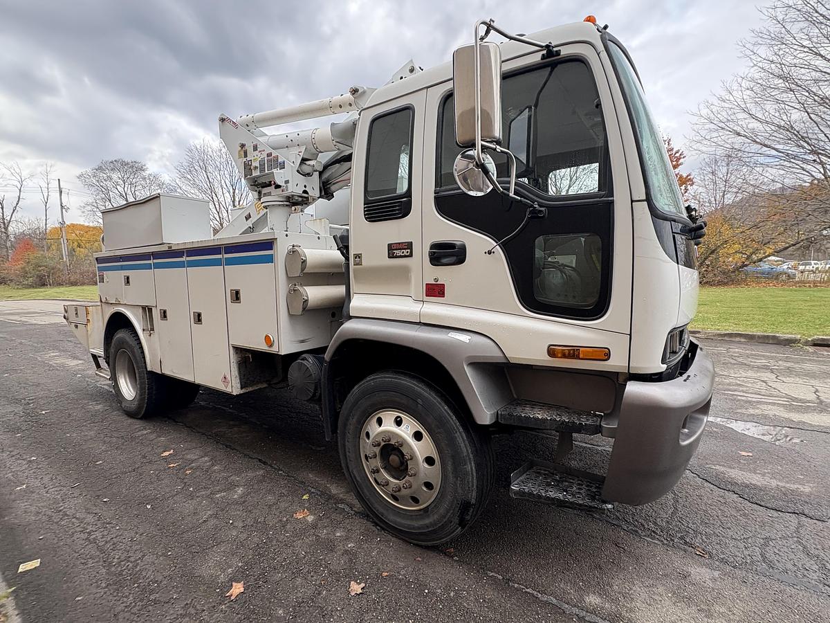 Used 2009 GMC T7500