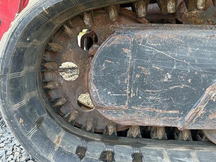 Used 2018 TAKEUCHI TL12R2