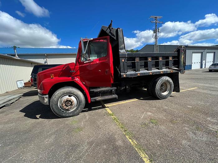 Used 1992 Freightliner FL70 Business Class Dump Truck - Dump Body