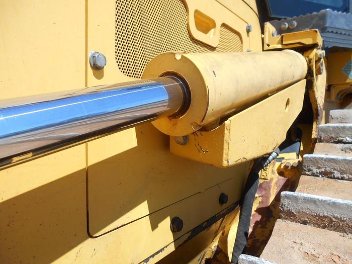 Used 2015 KOMATSU D61PX-24