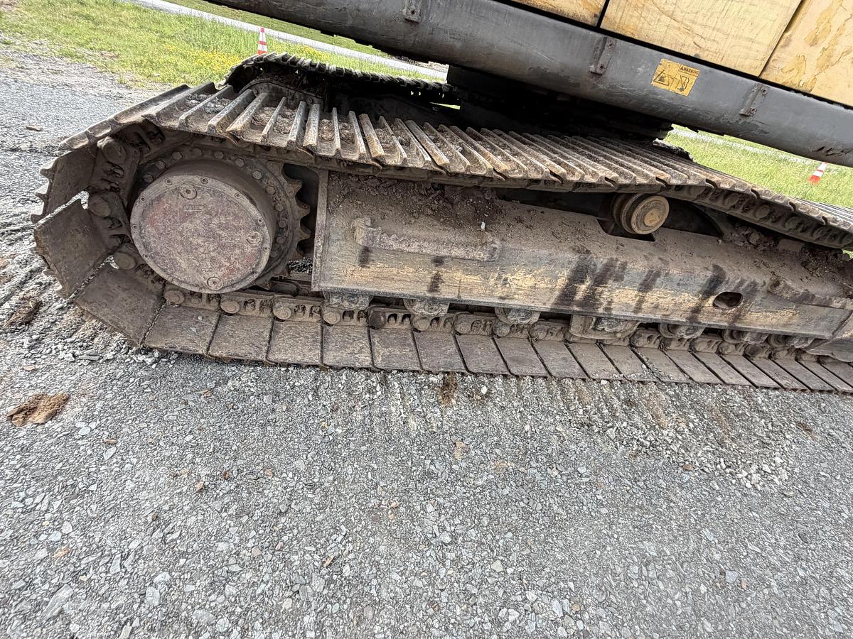 Used 2007 Volvo EC140BLC Excavator