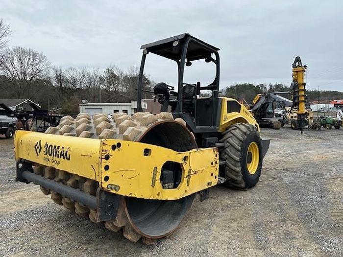 Used 2017 BOMAG BW211PD-5